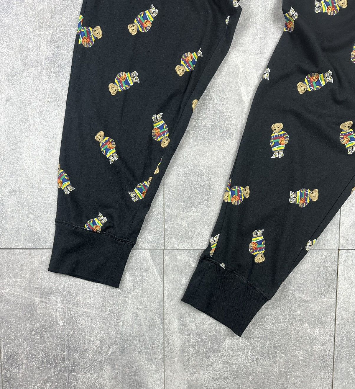 Polo Ralph Lauren New Polo Ralph Lauren Bear Monogram Jogger Pants Size US 34 / EU 50 - 4 Thumbnail
