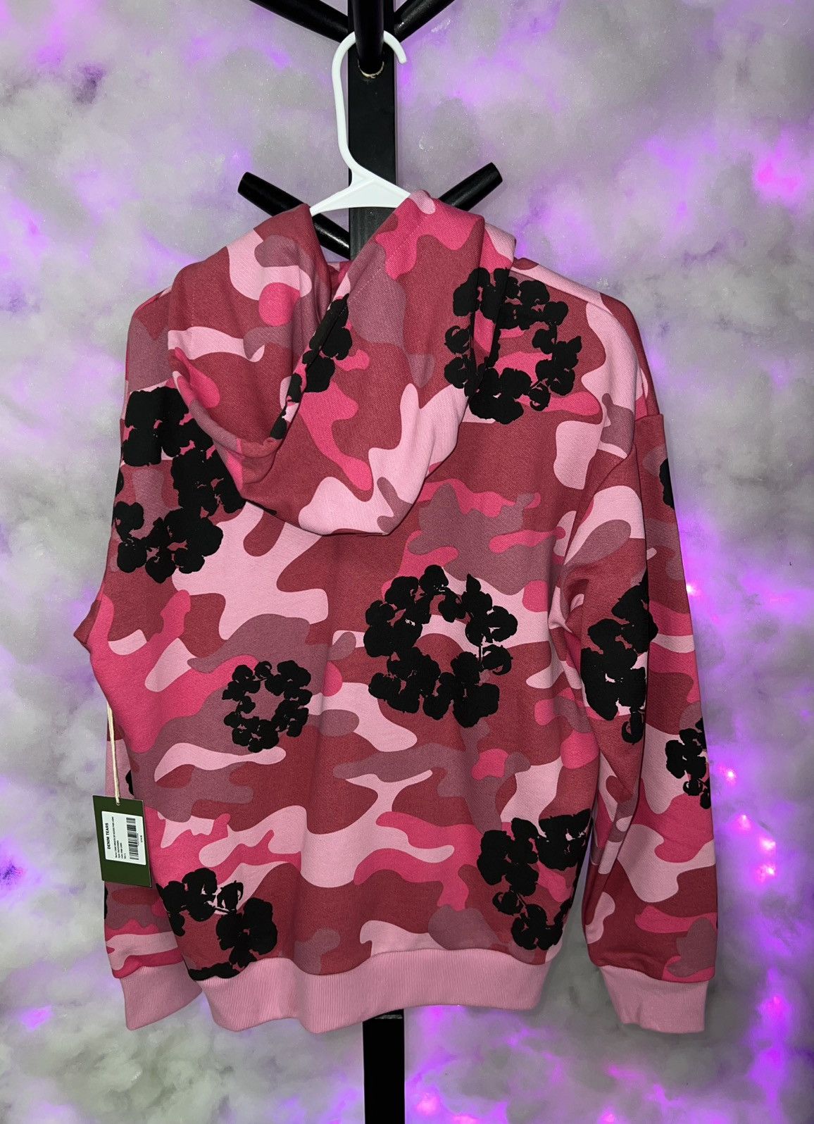 DENIM TEARS Denim Tears Pink Camo Cotton Wreath Zip Hoodie Size US L / EU 52-54 / 3 - 2 Thumbnail