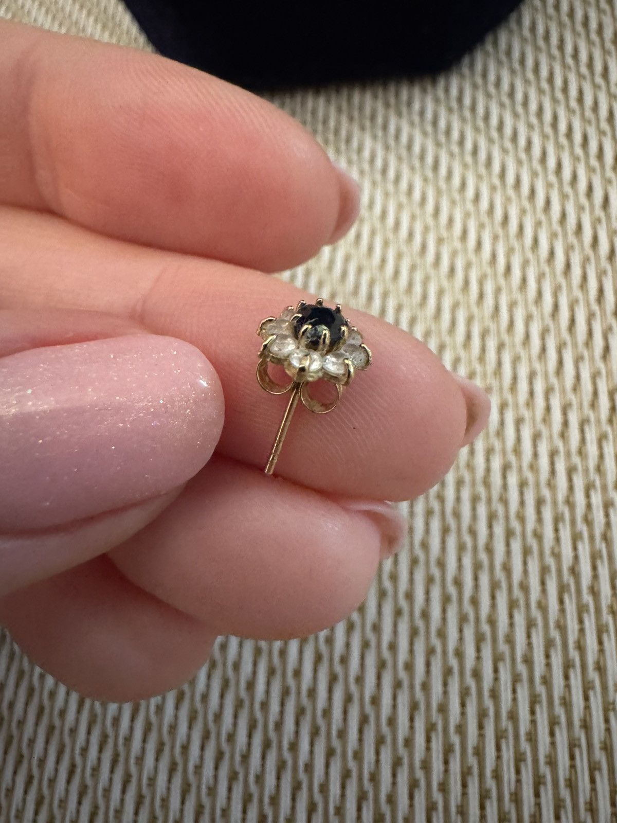 Vintage 14k gold sapphire and diamonds earrings Size ONE SIZE - 6 Thumbnail