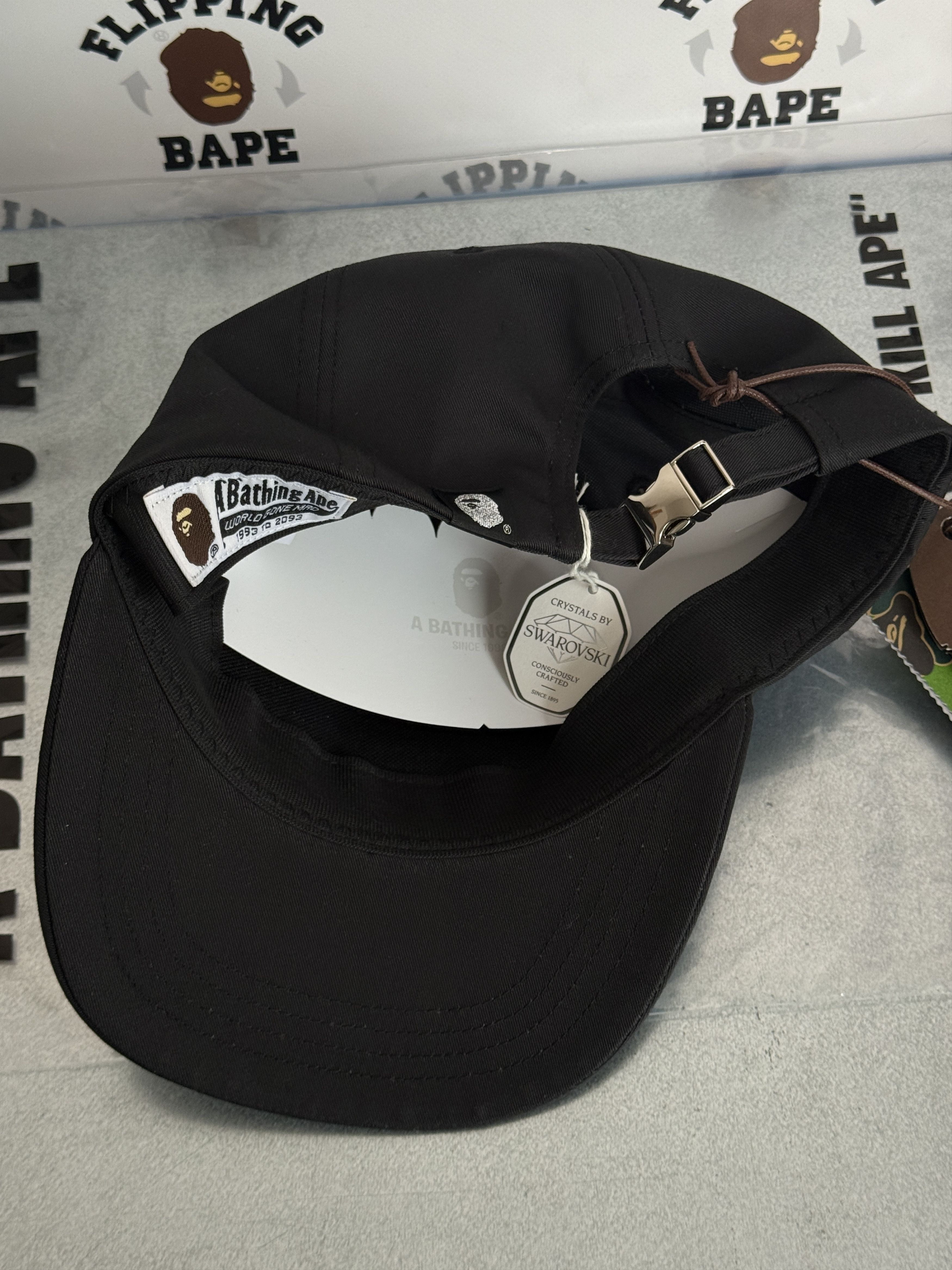 Bape × Swarovski BAPE X SWAROVSKI A BATHING APE LOGO CAP Size ONE SIZE - 21 Thumbnail