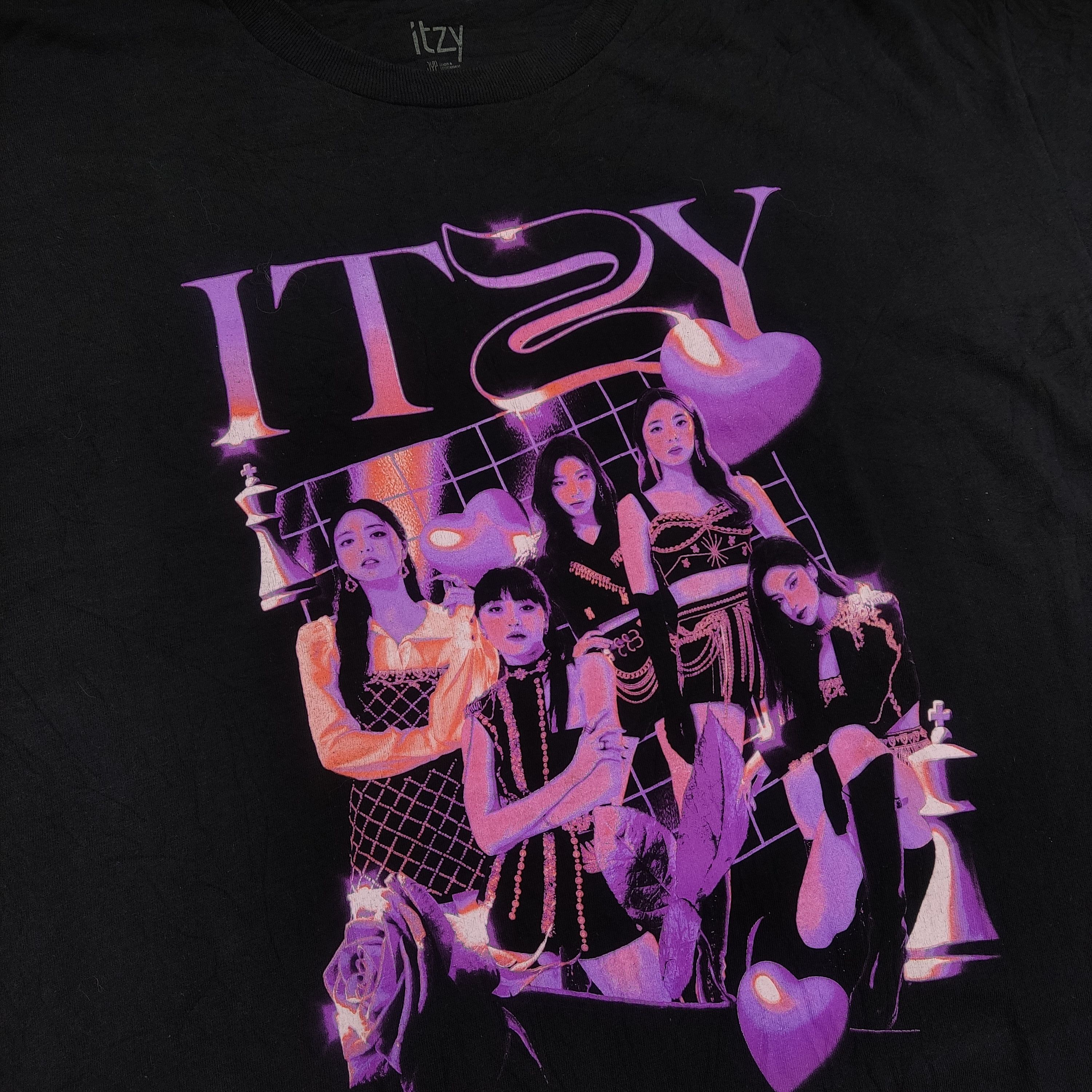 Band Tees Itzy Kpop, 1st World Tour Checkmate Size US XL / EU 56 / 4 - 2 Thumbnail