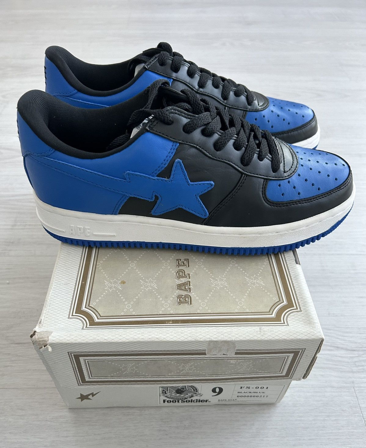 Bape VERY RARE OG 2003 A BATHING APE ROYAL BLUE BAPESTA Size US 9 / EU 42 - 7 Thumbnail