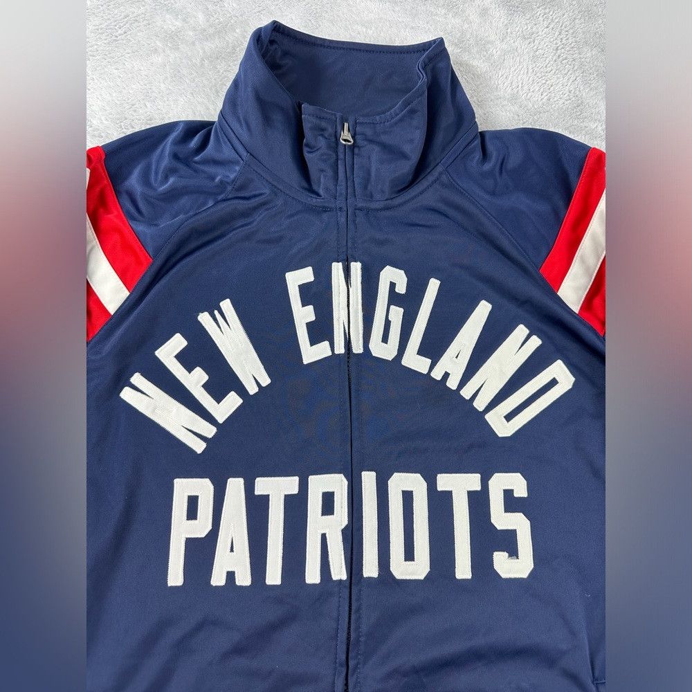 NFL New England Patriots full zip embroidered blue jacket men's Size US L / EU 52-54 / 3 - 8 Thumbnail