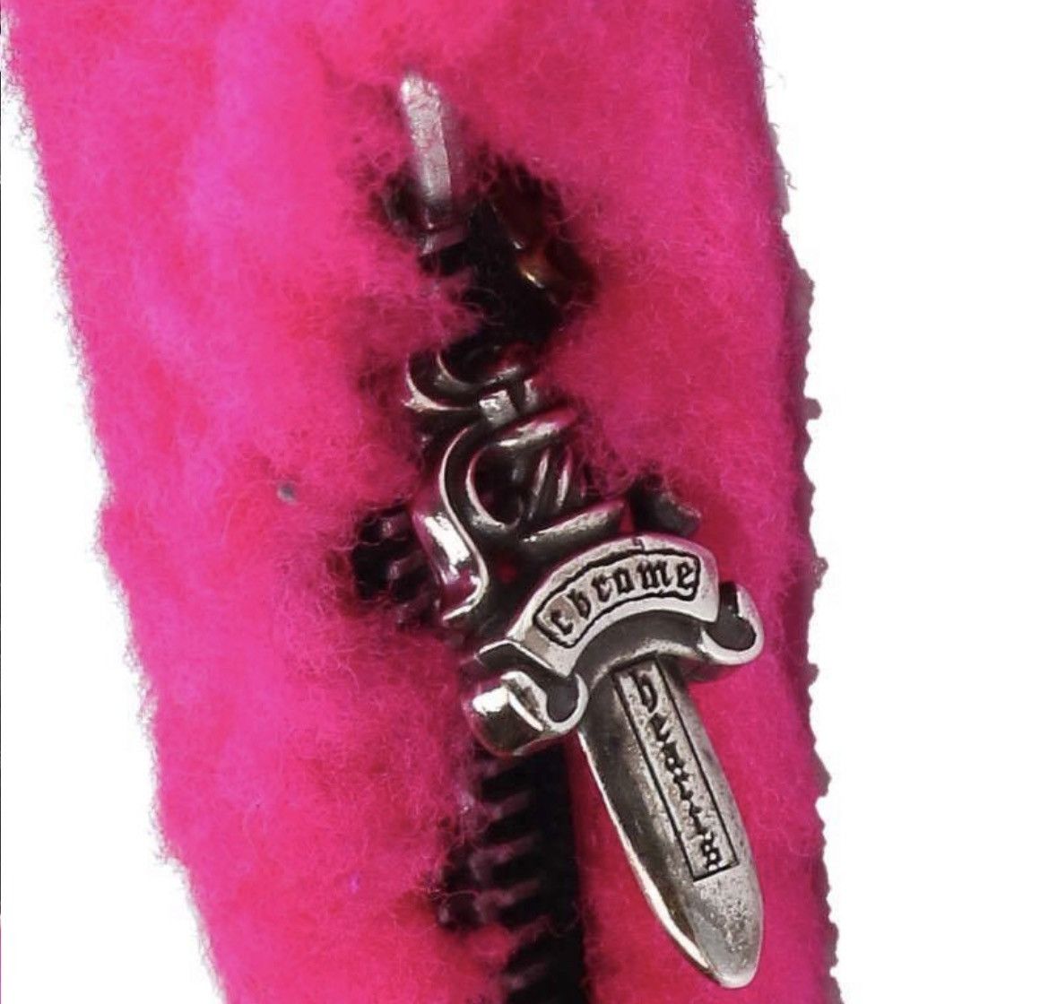 Chrome Hearts Chrome Hearts Dagger Zip Coin Case Change Purse Size ONE SIZE - 4 Thumbnail