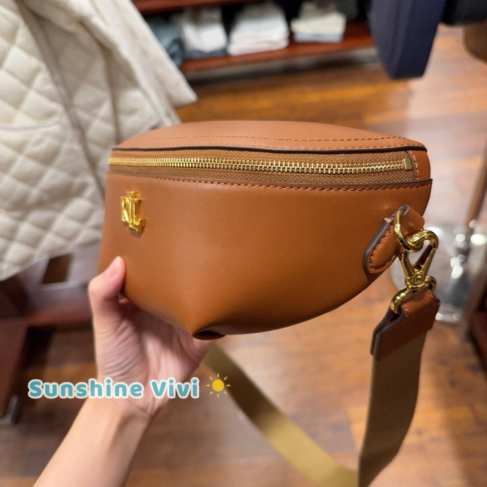 Lauren Ralph Lauren NWT Ralph Lauren Waist/ Shoulder Leather March Belt Bag Tan Size ONE SIZE - 2 Thumbnail