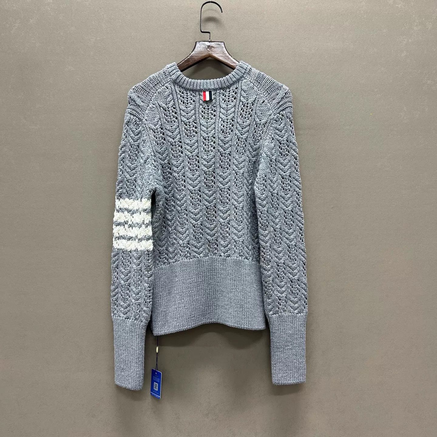 Thom Browne Thom Browne gray classic logo wool sweater 40 NWT Size S / US 4 / IT 40 - 2 Thumbnail