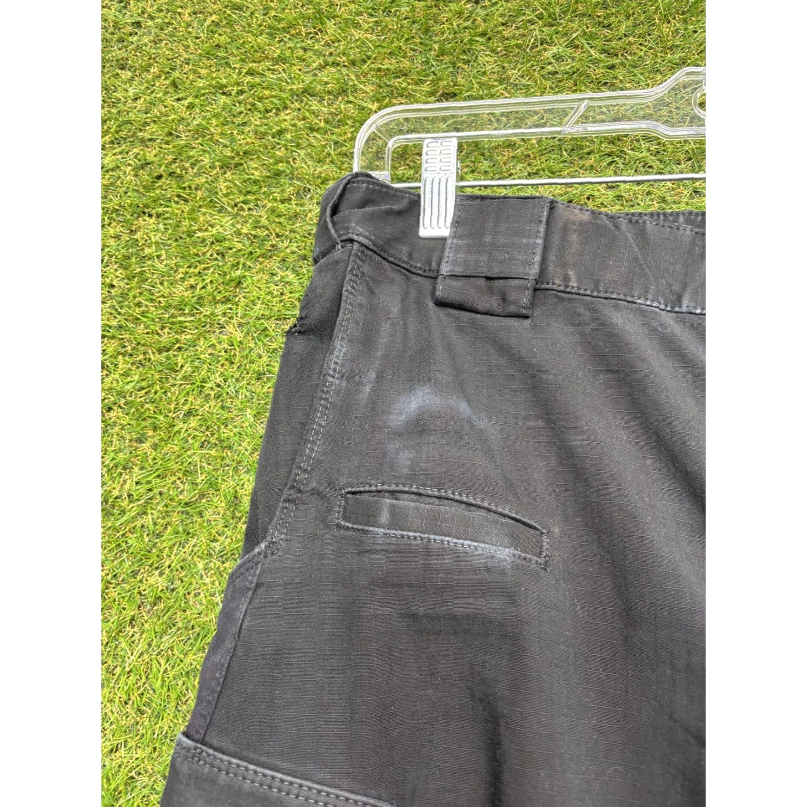 Vintage VINTAGE 511 Tactical Pants Mens Cargo Workwear Ripstop Black 36 30x34 Pockets Logo Size US 36 / EU 52 - 2 Thumbnail