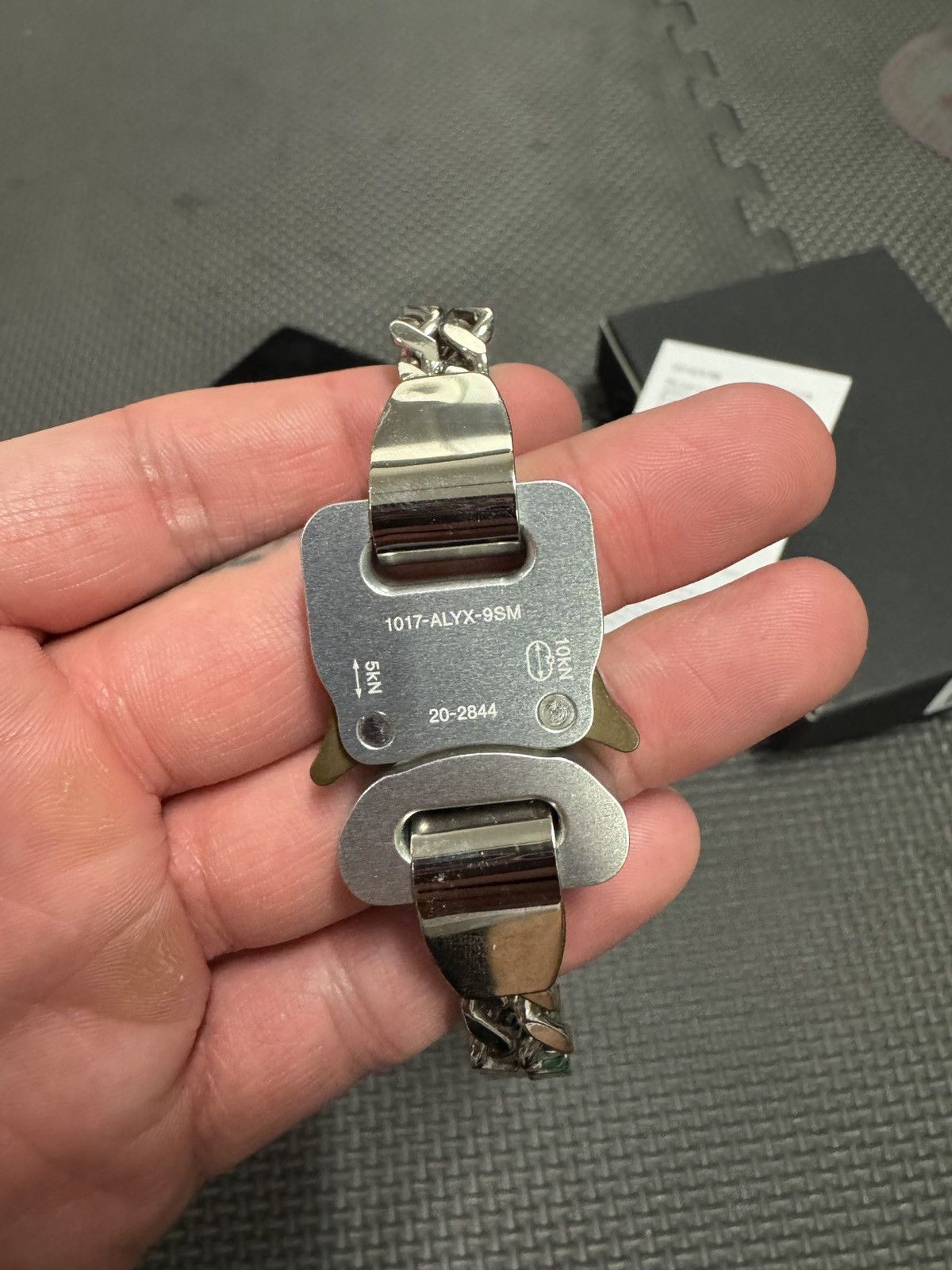 1017 ALYX 9SM Thick chain signature buckle Size ONE SIZE - 6 Thumbnail