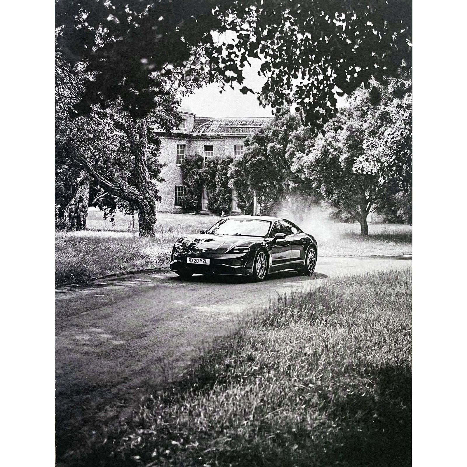 Porsche Design × Vintage Porsche black/white car photo framed 9x11 Size ONE SIZE - 2 Thumbnail