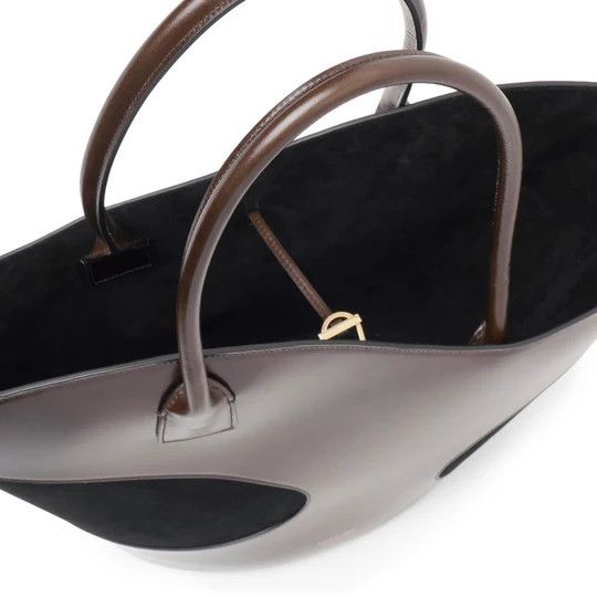 Salvatore Ferragamo o1s1rm0924 Size: OS / Cut Out Tote Bag in Brown/Black Size ONE SIZE - 5 Thumbnail