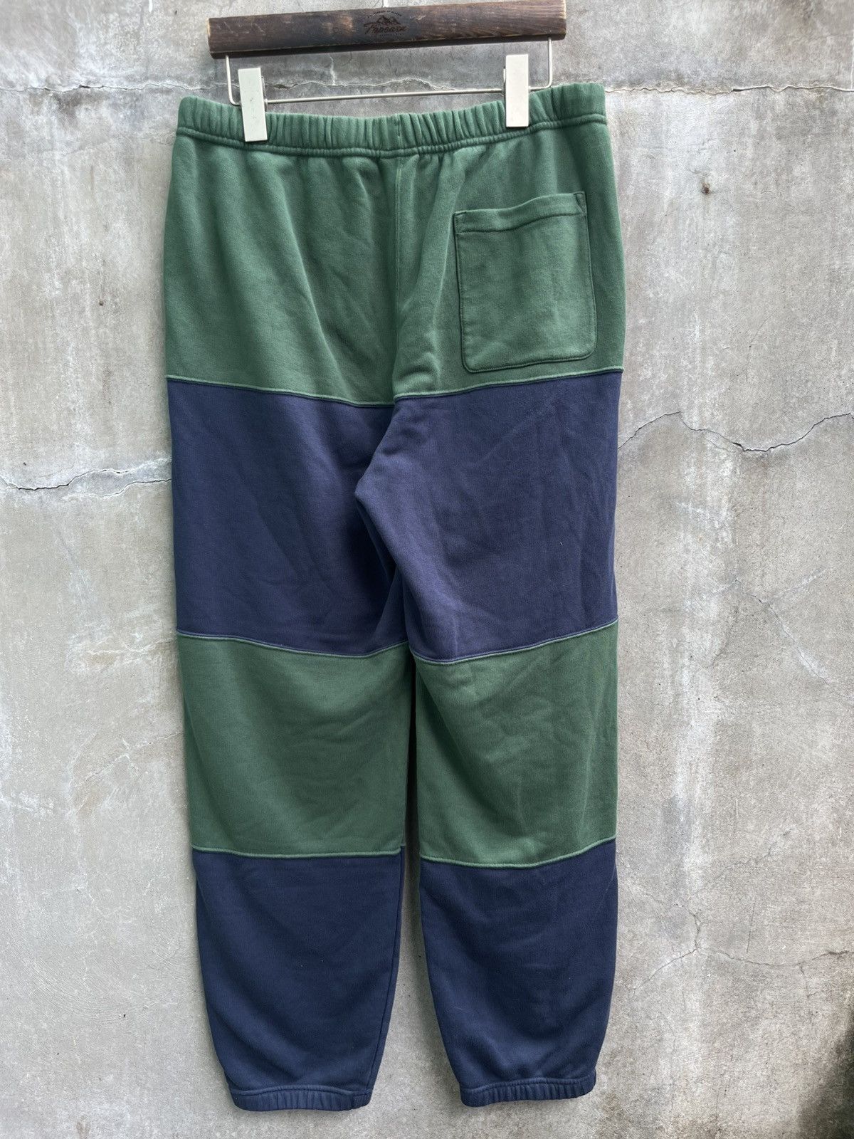 Nike × Supreme SS18 Striped Sweatpants Size US 28 / EU 44 - 4 Thumbnail