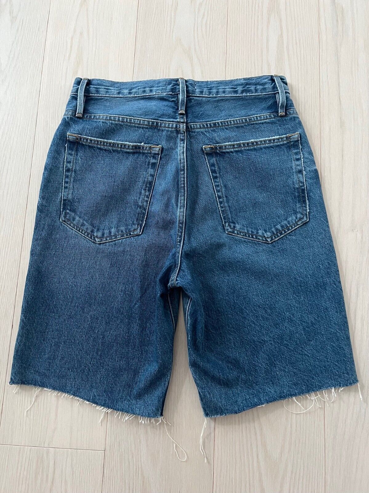 Frame FRAME High Rise Bermuda Denim Jean Shorts Del Amo ( 26 ) Size 26" / US 2 / IT 38 - 3 Thumbnail