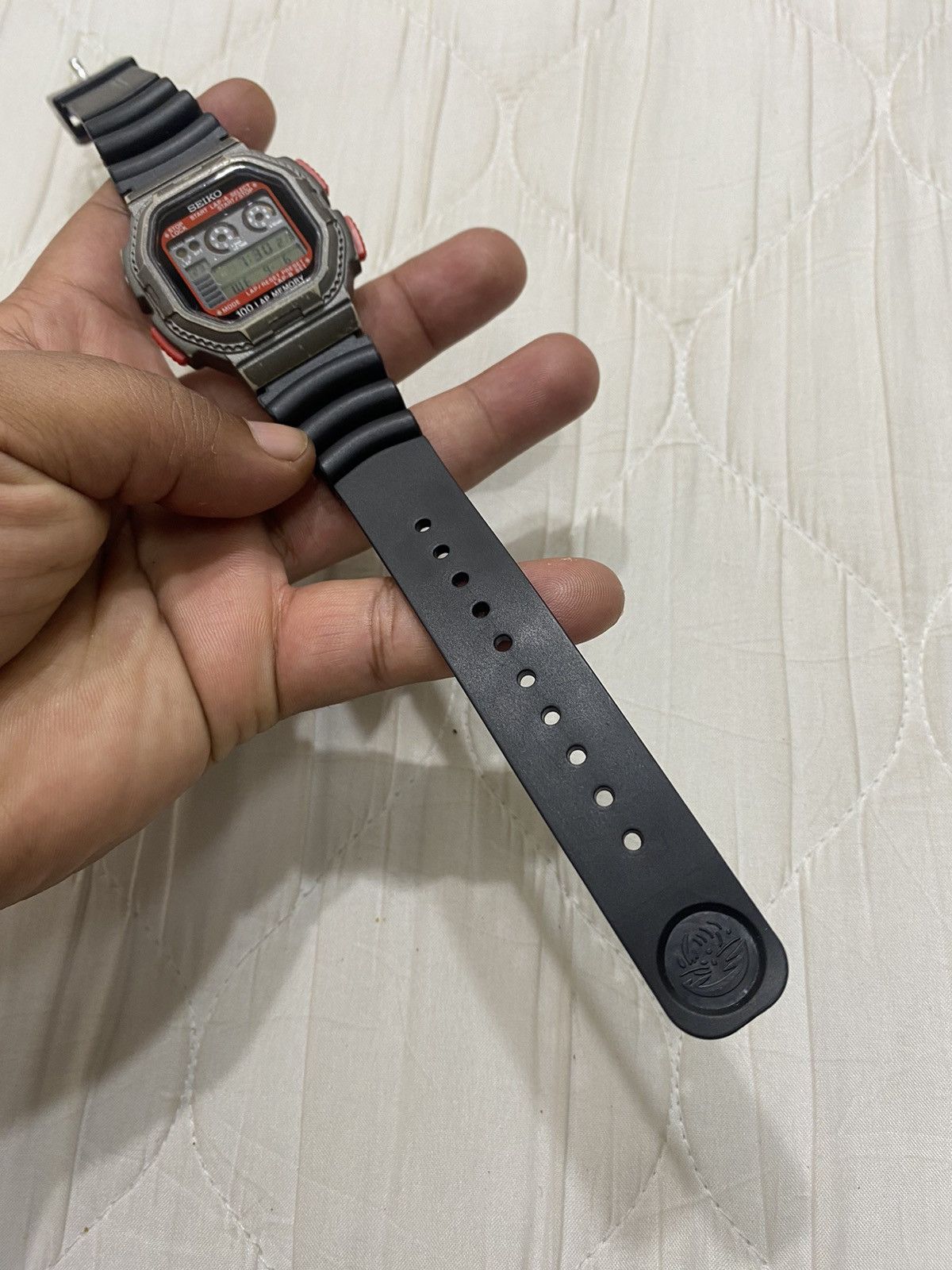 VINTAGE SEIKO DIGITAL W358-4A10 QUARTZ WATCH
