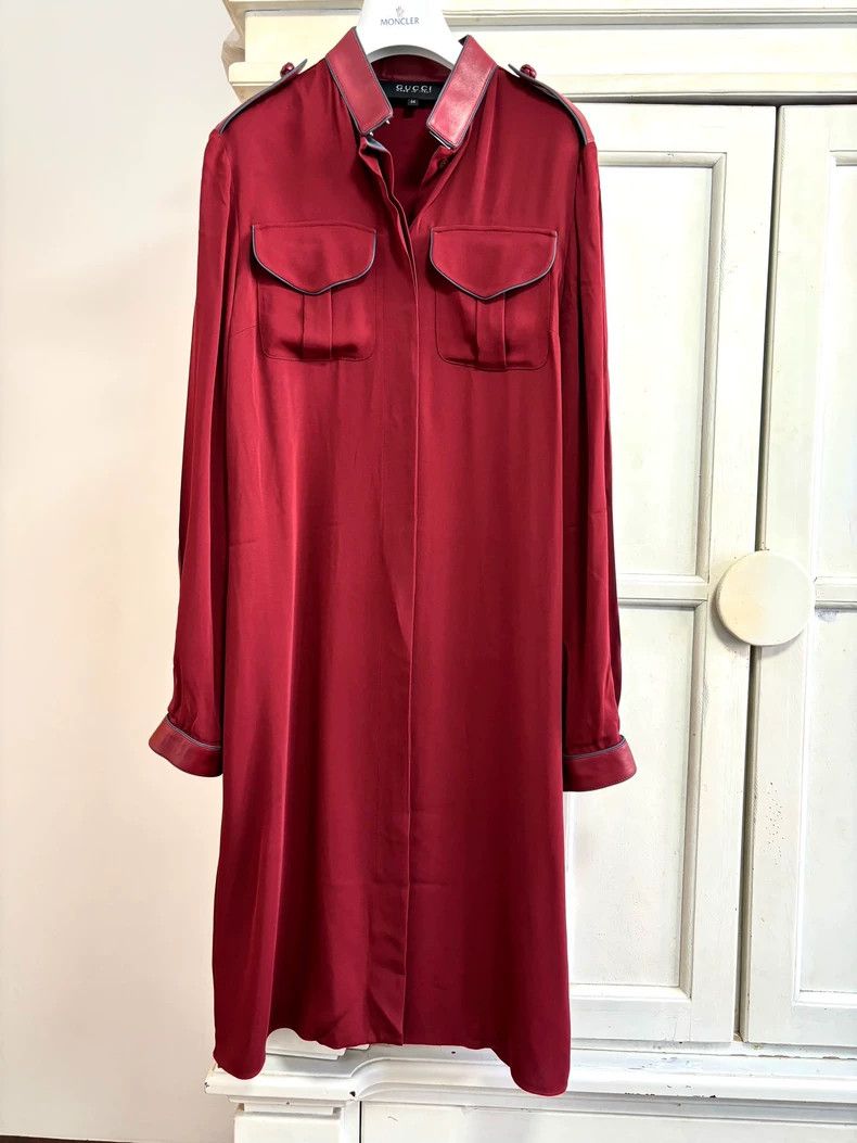 Gucci Gucci Women's catwalk blockbuster mulberry silk cowhide epa Size M / US 6-8 / IT 42-44 - 2 Thumbnail