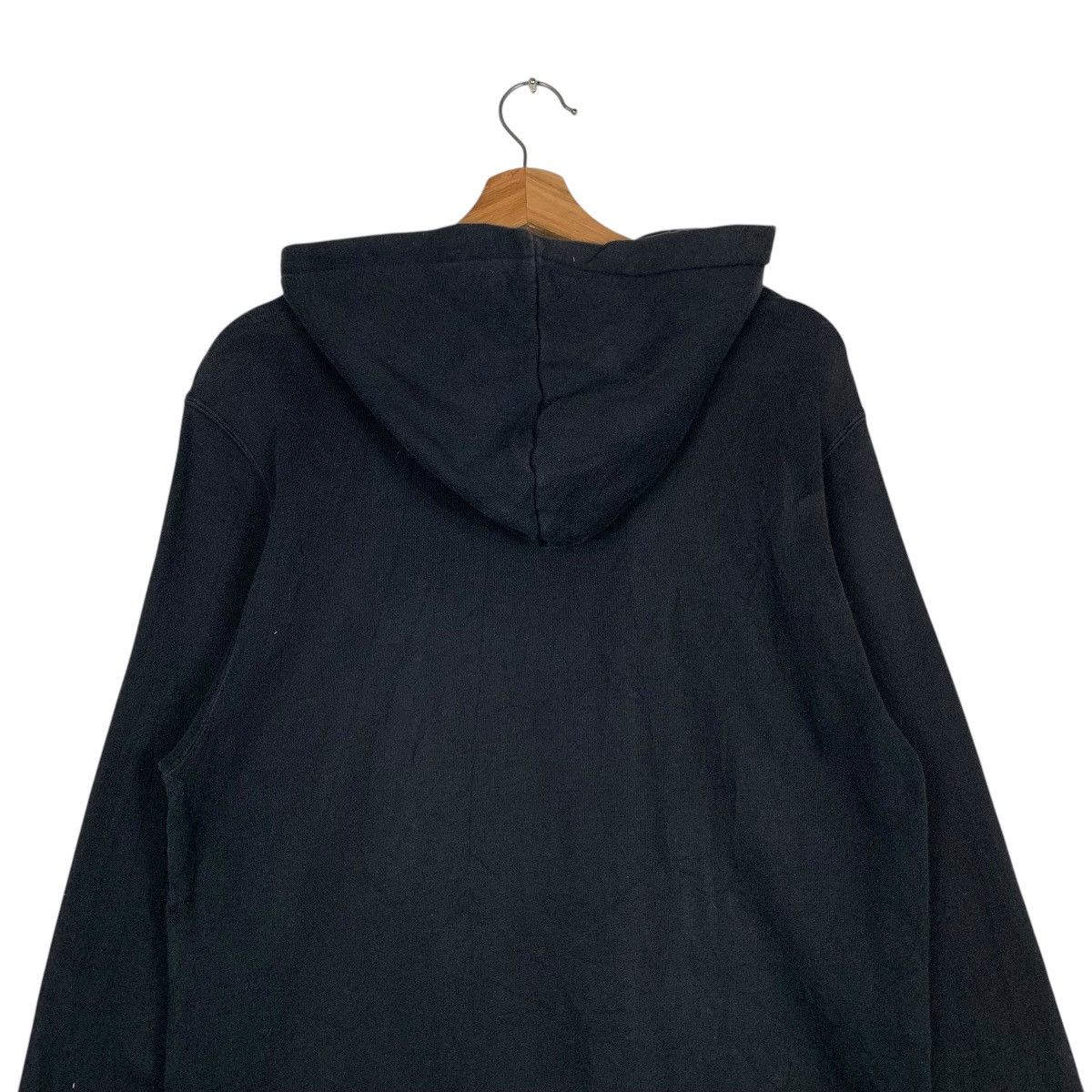 Champion CHAMPION Black Plain Pullover Hoodies Sweatshirt #1434-C65 Size US XL / EU 56 / 4 - 11 Thumbnail