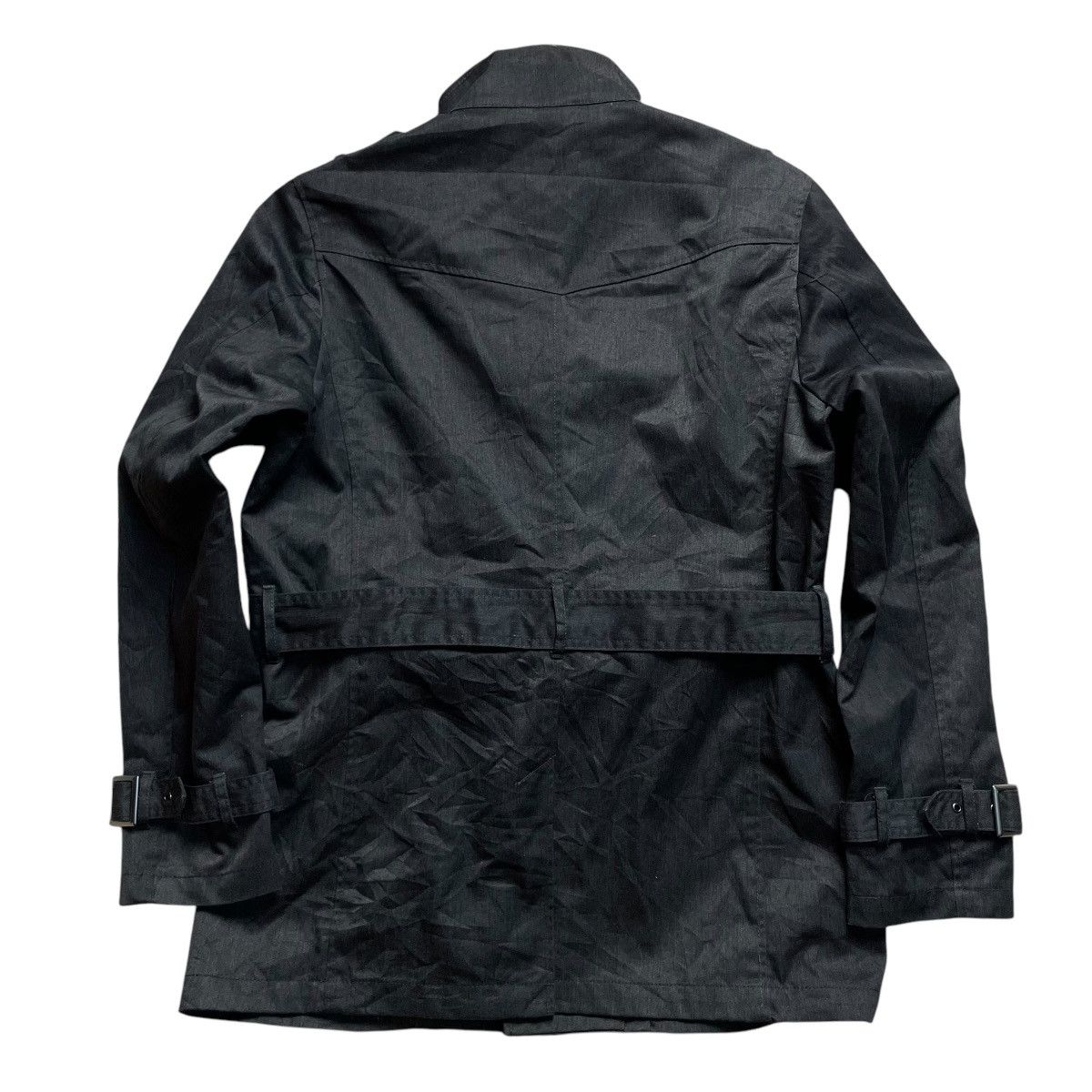 If Six Was Nine × Japanese Brand × Le Grande Bleu (L.G.B.) 🇯🇵 MEN'S BATSU BONDAGE BELTED PUNK GOTHIC MULTIPOCKET JACKET Size US L / EU 52-54 / 3 - 2 Thumbnail