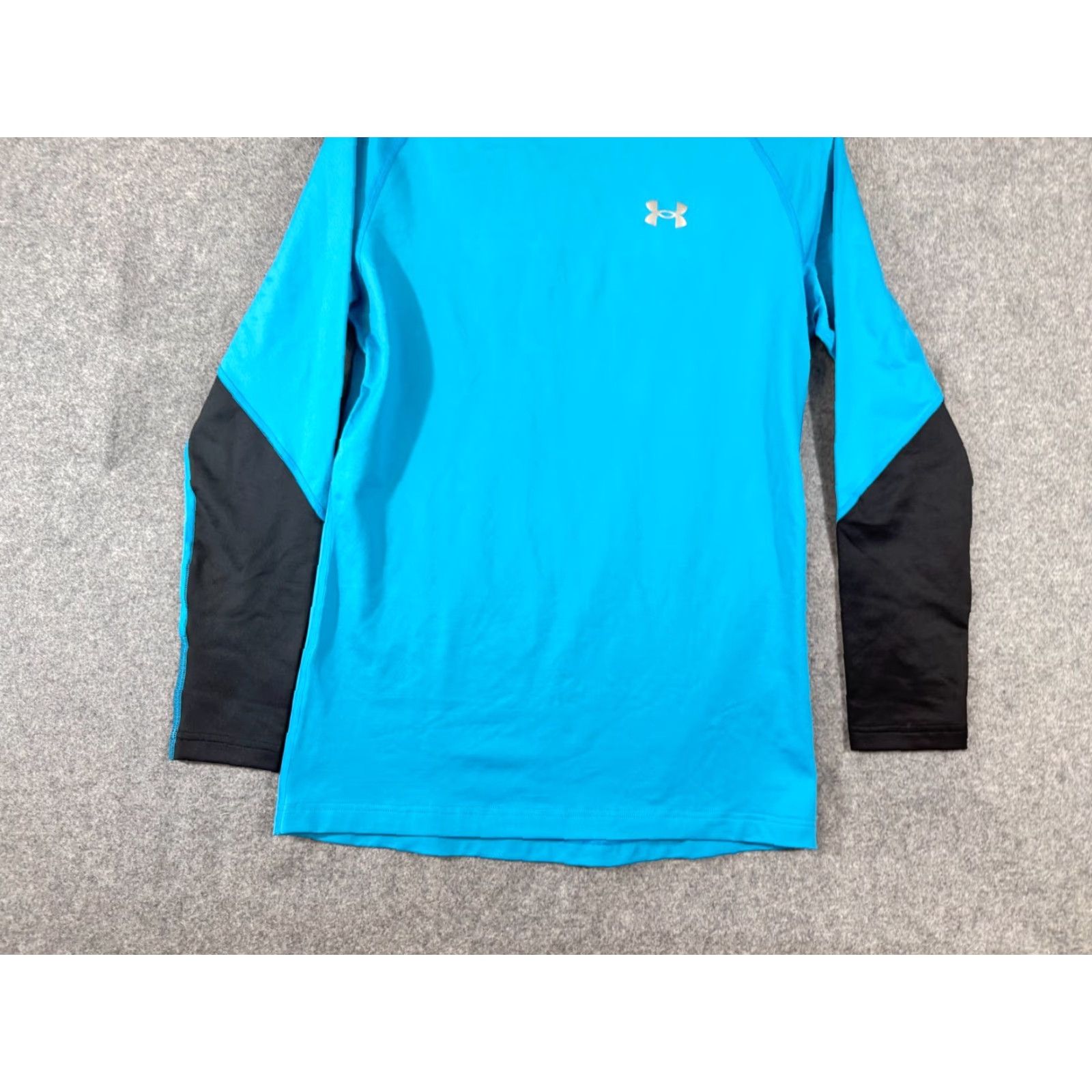 Under Armour Under Armour Hooded Shirt Womens M Blue Stretch ColdGear Fitted Long Sleeve NWOT Size M / US 6-8 / IT 42-44 - 4 Thumbnail