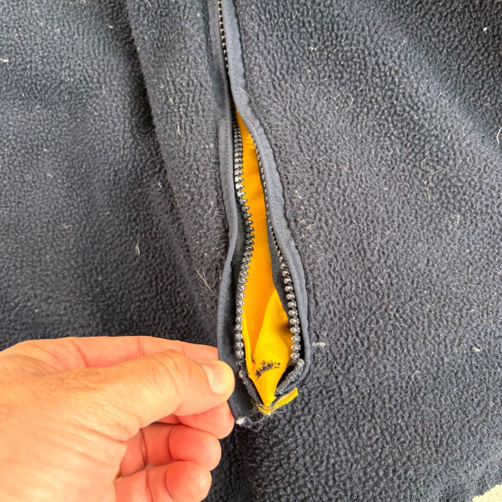 Abercrombie & Fitch VINTAGE Abercrombie & Fitch A92 Ski Jacket Men M Yellow Windbreaker Waterproof Fleece Lined Zipper Pockets 90s Outdoors Size US M / EU 48-50 / 2 - 7 Thumbnail