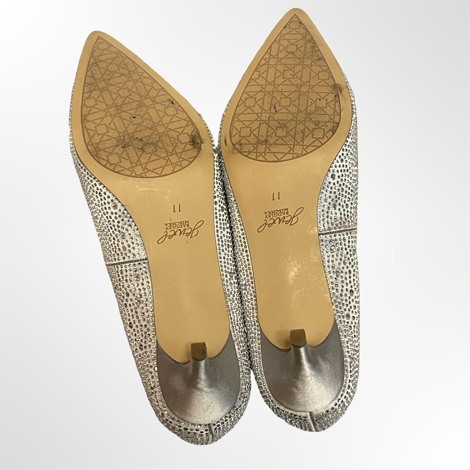 Other Badgley Mischka Rhinestone Pointed-Toe Pumps in size 11 Size US 11 / IT 41 - 6 Thumbnail