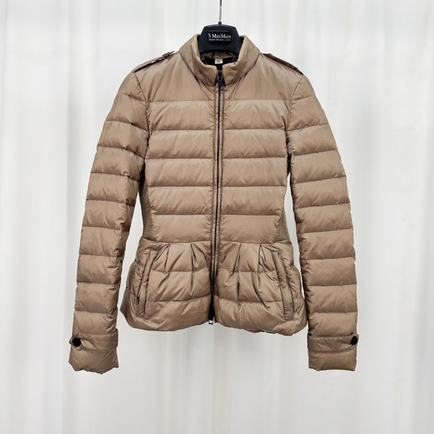 Burberry Burberry Waist-Cinched Ruffle Down Jacket Size XXS / US 00 / IT 34 - 1 Thumbnail
