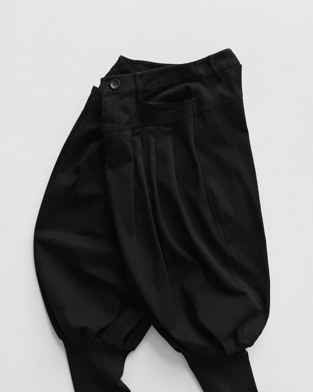 Japanese Brand LA PARGAY BLACK HAREM PANTS Size US 30 / EU 46 - 2 Thumbnail