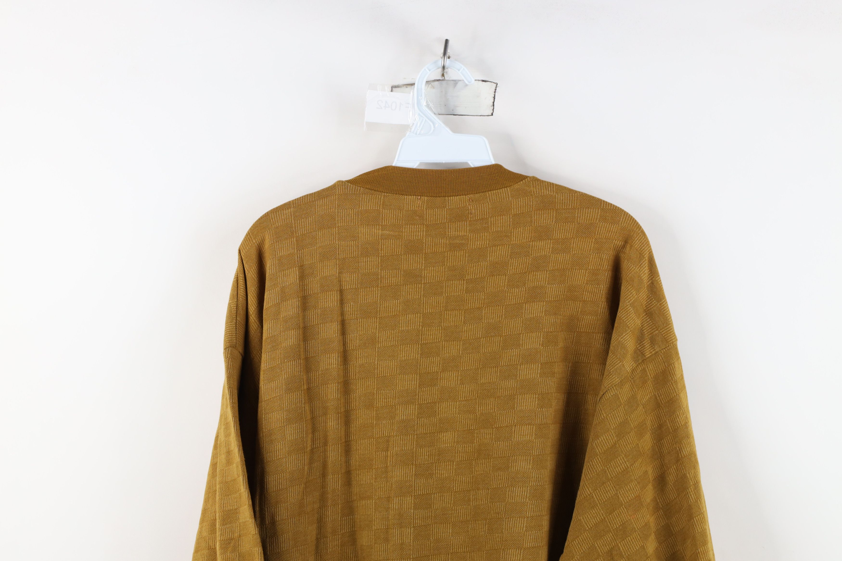 Vintage Vintage 90s Streetwear Checkered Knit Pocket T-Shirt Gold Size US XXL / EU 58 / 5 - 9 Thumbnail