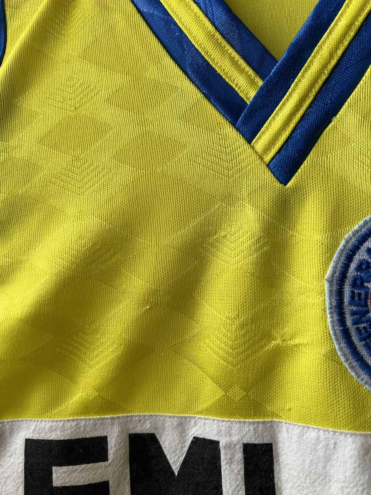 Vintage 1991/93 FENERBAHCE HOME RETRO REPLICA #8 SOCCER JERSEY SHIRT Size US M / EU 48-50 / 2 - 8 Thumbnail