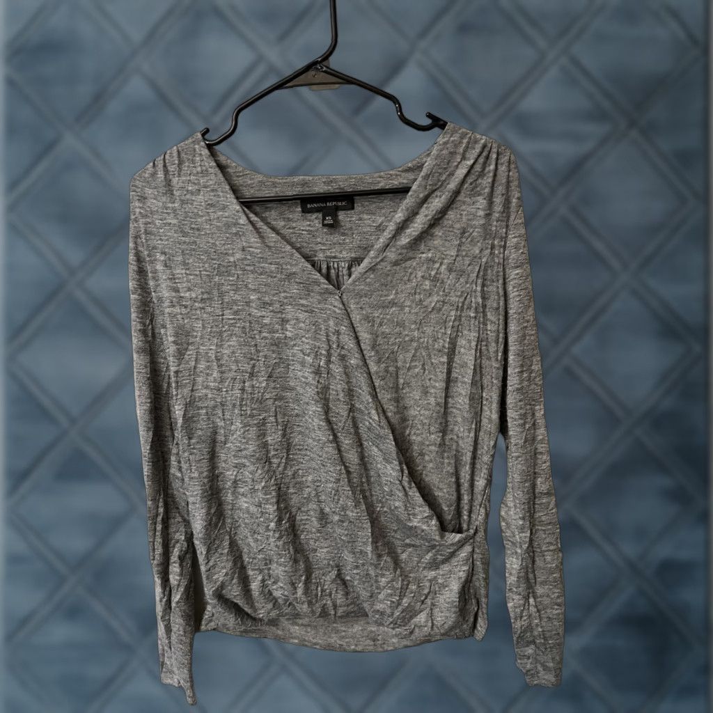 Banana Republic Banana Republic Cozy Wrap Sweater Jumper Womens XS Gray Long Sleeve Knit Size XS / US 0-2 / IT 36-38 - 1 Thumbnail