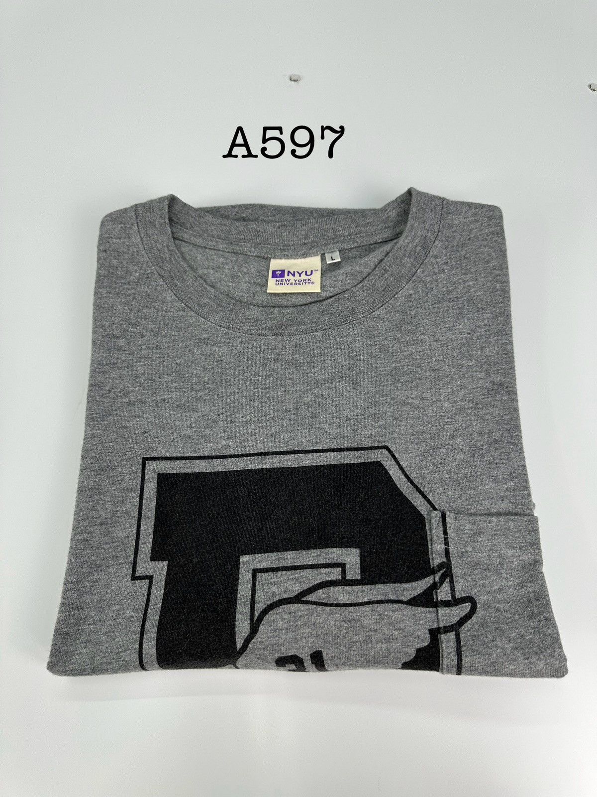 Collegium New York University Tshirt A597 Size US L / EU 52-54 / 3 - 12 Thumbnail