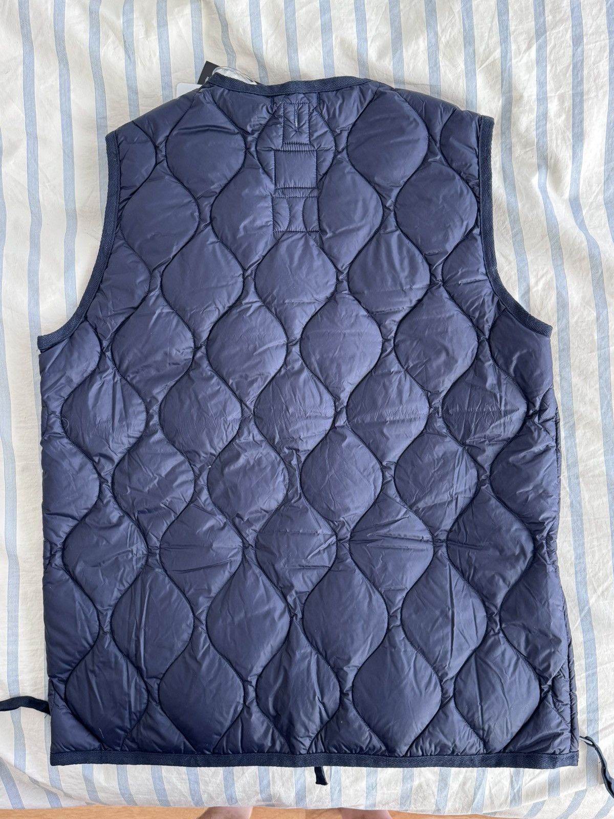 TAION Taion Military V-Neck Soft Shell Down Vest Size US S / EU 44-46 / 1 - 8 Thumbnail