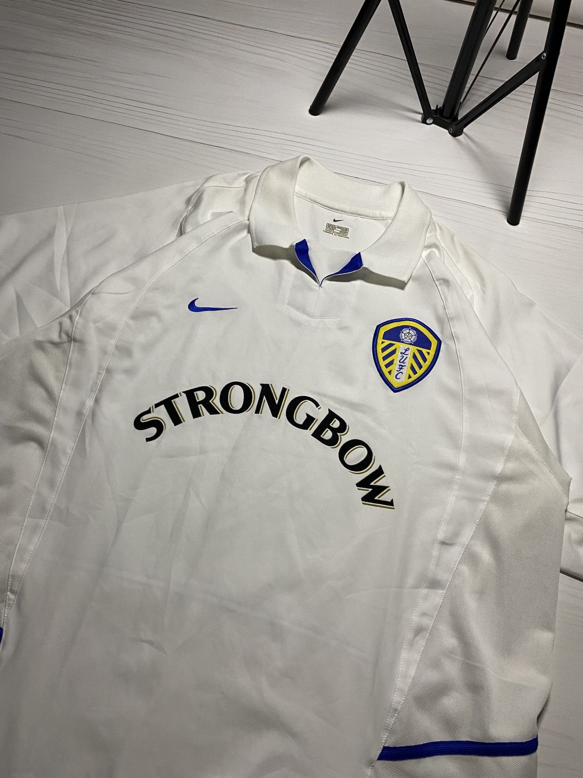 Nike × Vintage Vintage Nike Leeds United 2002/03 home football y2k t shirt Size US XL / EU 56 / 4 - 16 Thumbnail