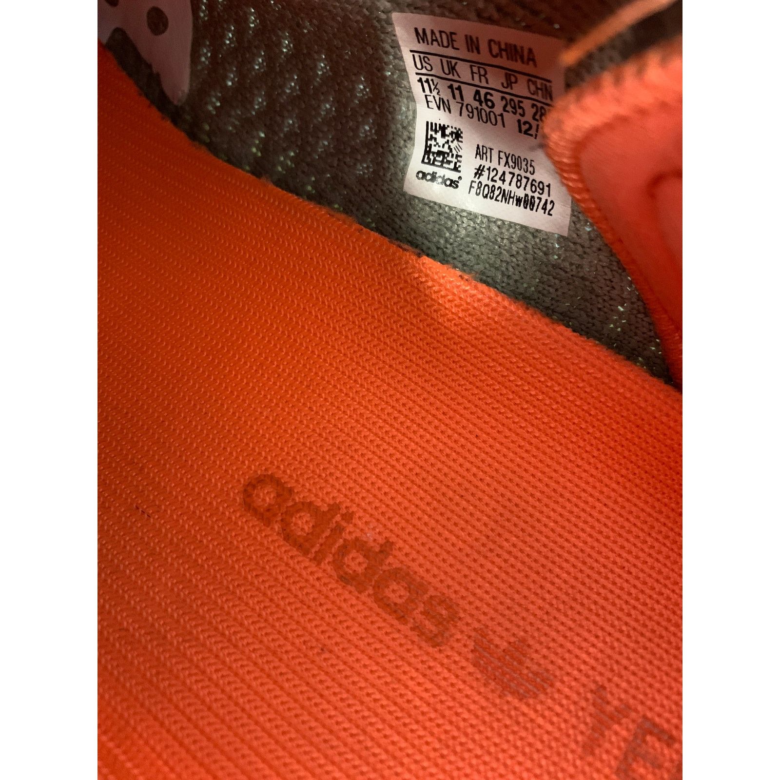 Adidas adidas Yeezy Boost 350 V2 Desert Sage Size 11.5 Used Size US 11.5 / EU 44-45 - 7 Thumbnail