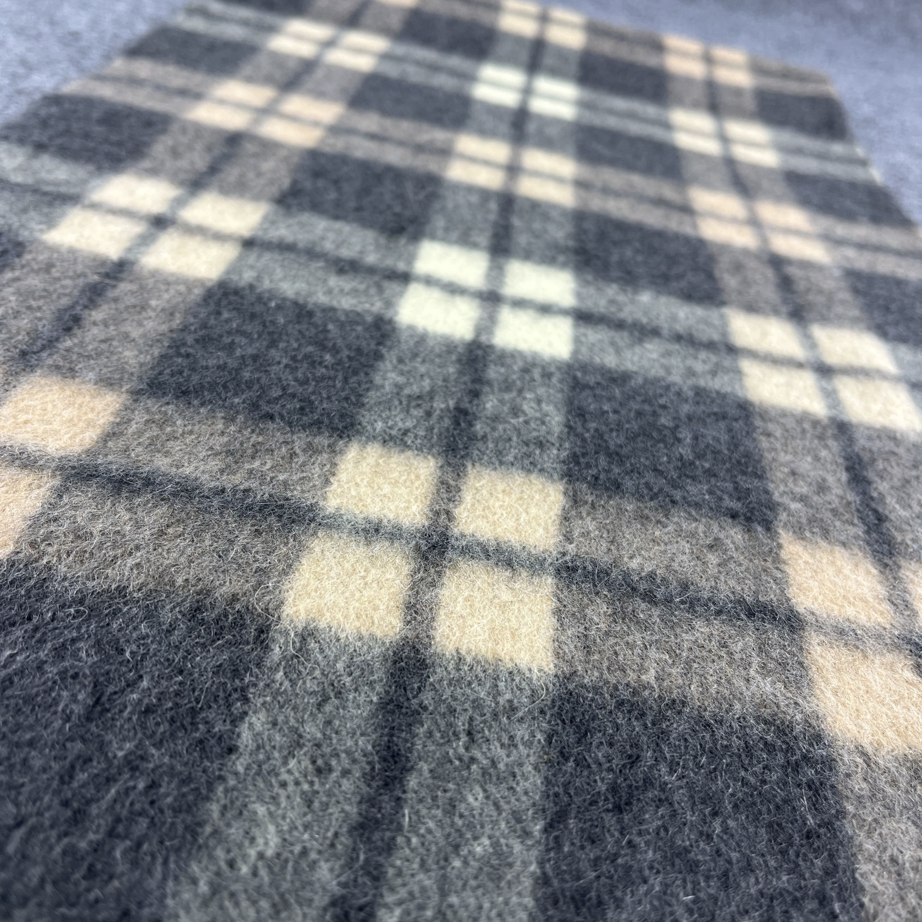 MCM MCM Scarf / Muffler / Neckwear K014 Size ONE SIZE - 9 Thumbnail