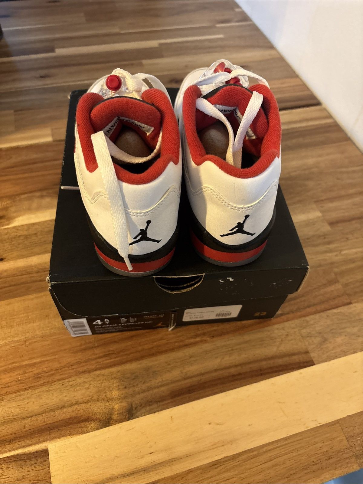 Nike Jordan shoes 4.5y Size US 5.5 / EU 38 - 2 Thumbnail