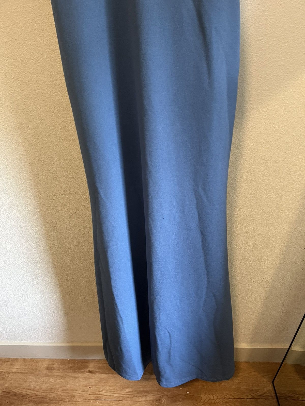 Lulus Lulu’s blue maxi dress size small Size S / US 4 / IT 40 - 5 Thumbnail