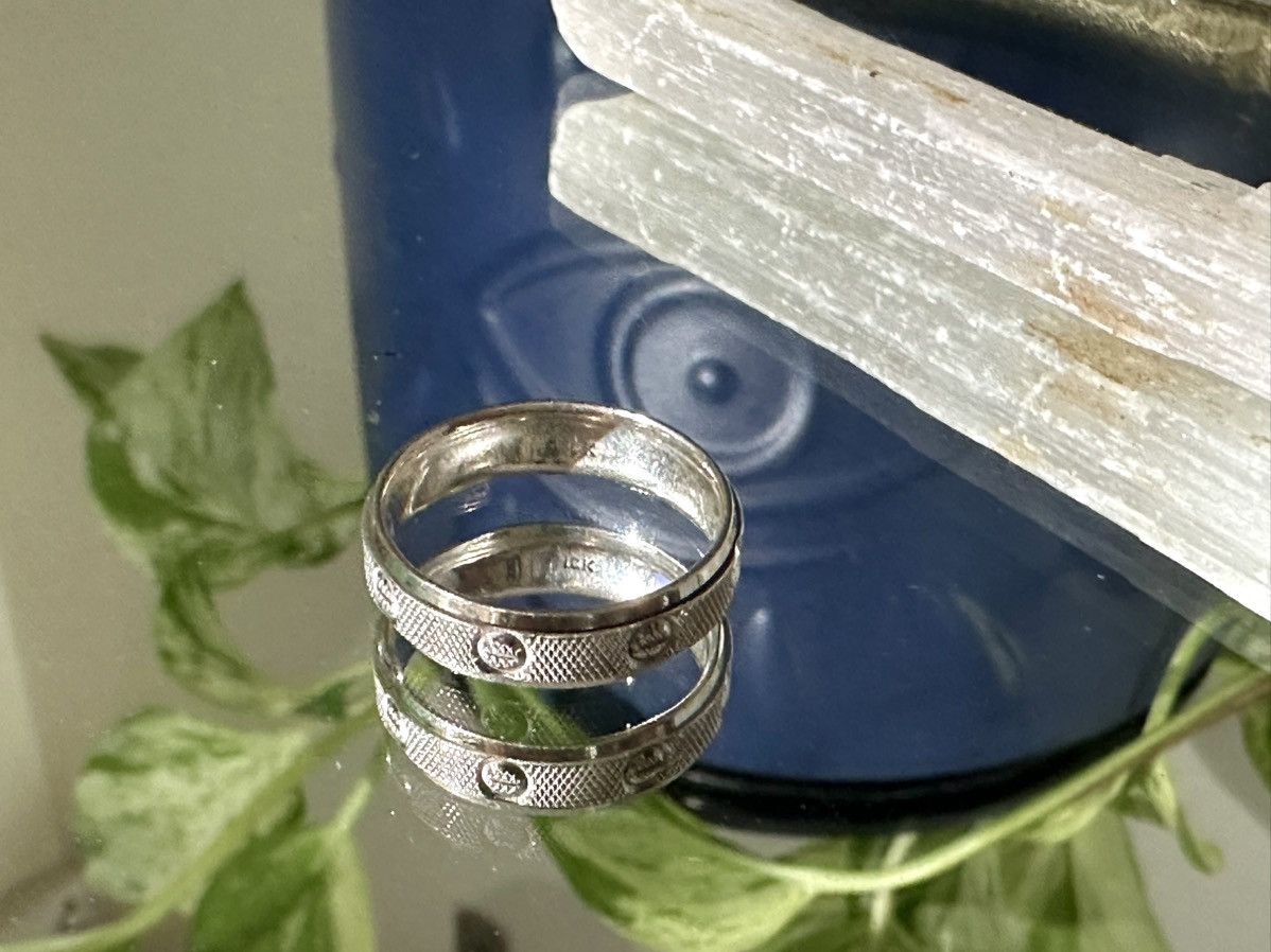 Vintage Estate 18K WG Rotating Ring, size 6.5 / 54 Size ONE SIZE - 2 Thumbnail
