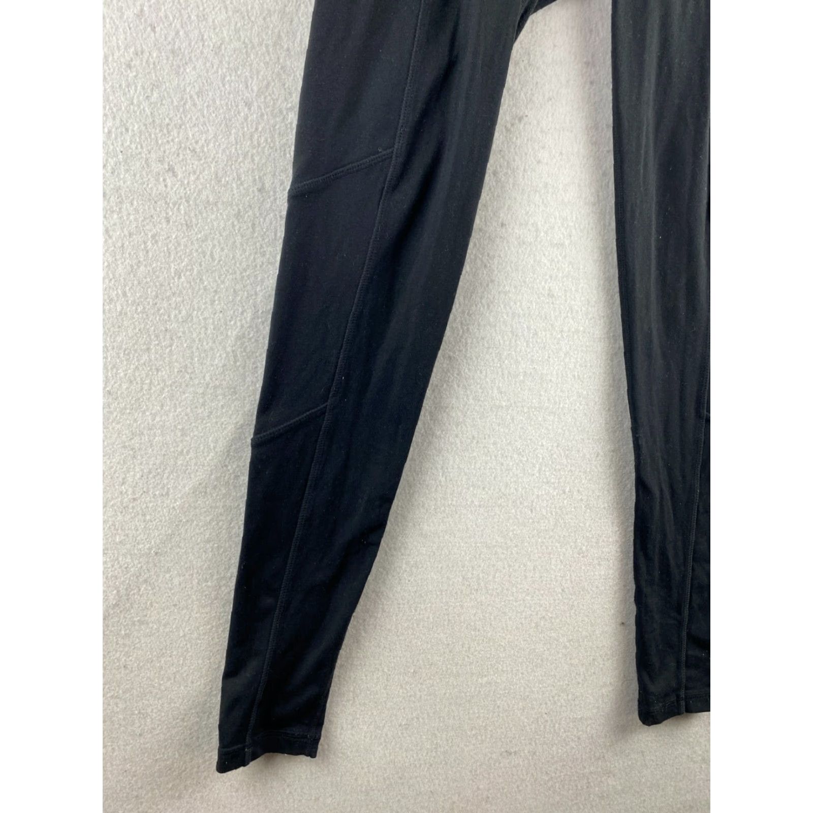 Athleta Athleta Pants Womens XS Black Compression Stretch Tights Zip Pockets Activewear Size 26" / US 2 / IT 38 - 4 Thumbnail
