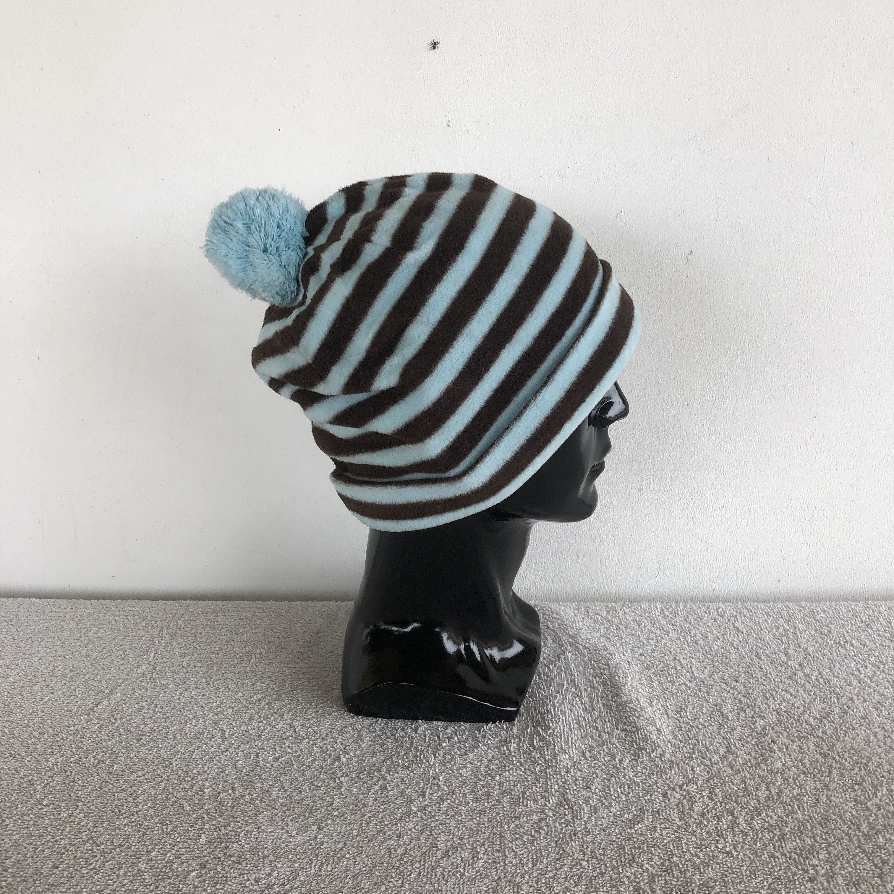 Japanese Brand Vintage Japanese Stripe Beanie Pom Pom Snow Caps Hats Size ONE SIZE - 3 Thumbnail