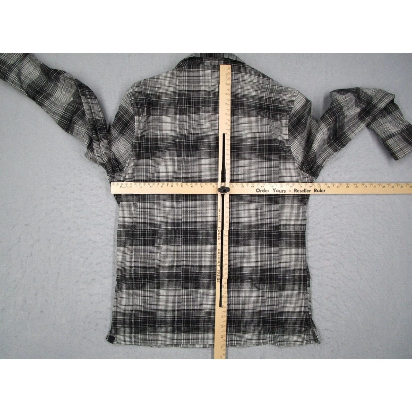 Lululemon Lululemon Shirt Mens Medium Gray Plaid Peak Flannel Button Up Long Sleeve Work Shirt Size US M / EU 48-50 / 2 - 4 Thumbnail