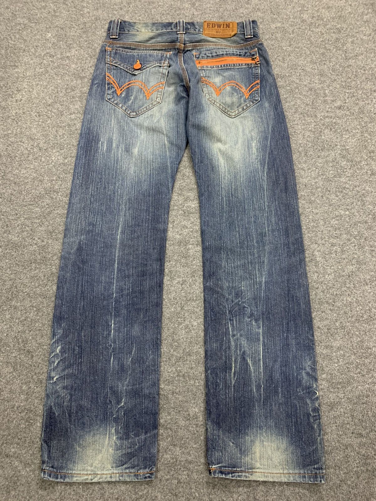 Edwin DISTRESSED EDWIN VINTAGE XV FADED BLUE. Size US 31 - 3 Thumbnail