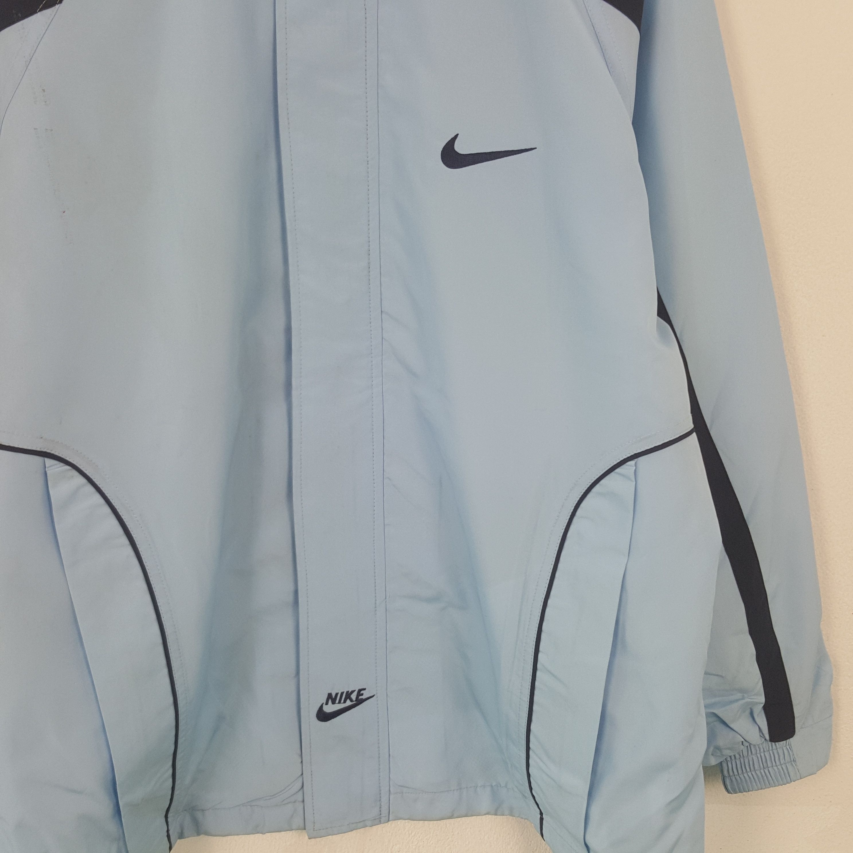 Nike Vintage Nike Swoosh Windbreaker Jacket Size US XL / EU 56 / 4 - 4 Thumbnail