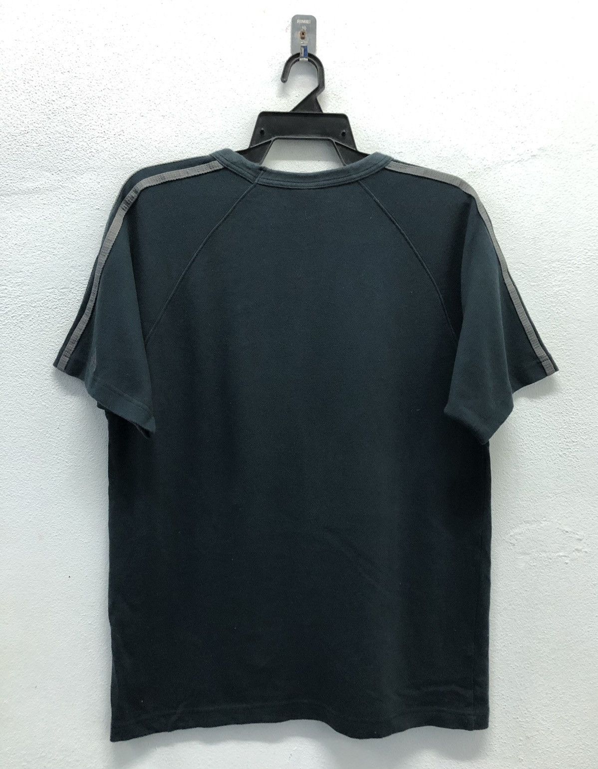 Adidas Vintage Adidas T Shirt Size US L / EU 52-54 / 3 - 2 Thumbnail