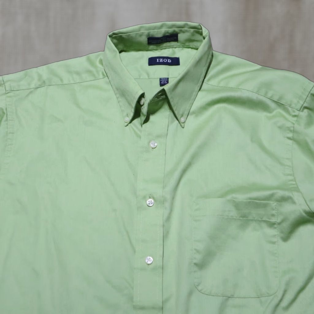 Izod IZOD Shirt Men 16.5 Green Solid Button-Up Classic Fit Long Sleeve"} Size US L / EU 52-54 / 3 - 1 Thumbnail