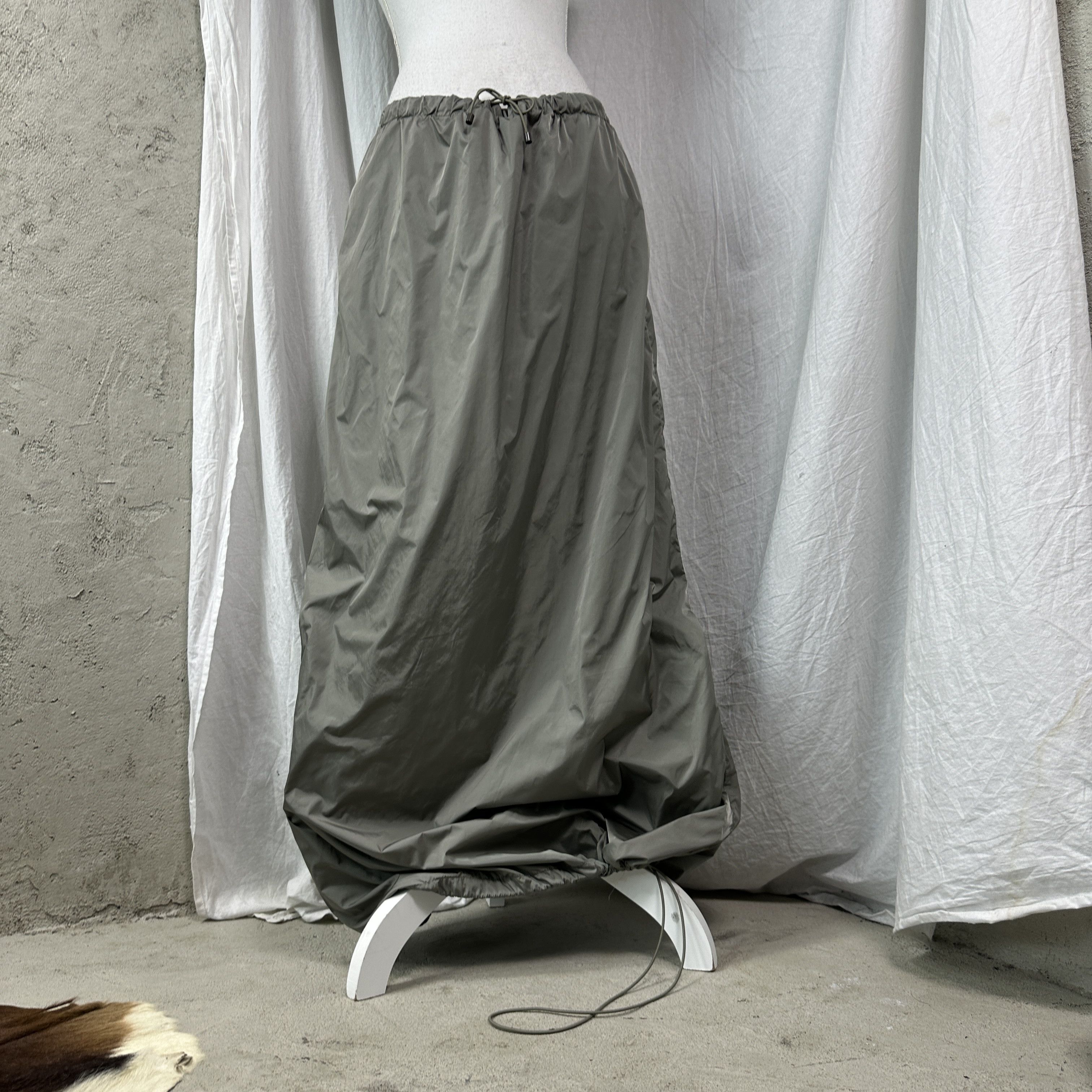 Vintage Vintage Avant Garde Maxi Cyber Gorpcore Nylon Skirt 00s Size 28" / US 6 / IT 42 - 4 Thumbnail