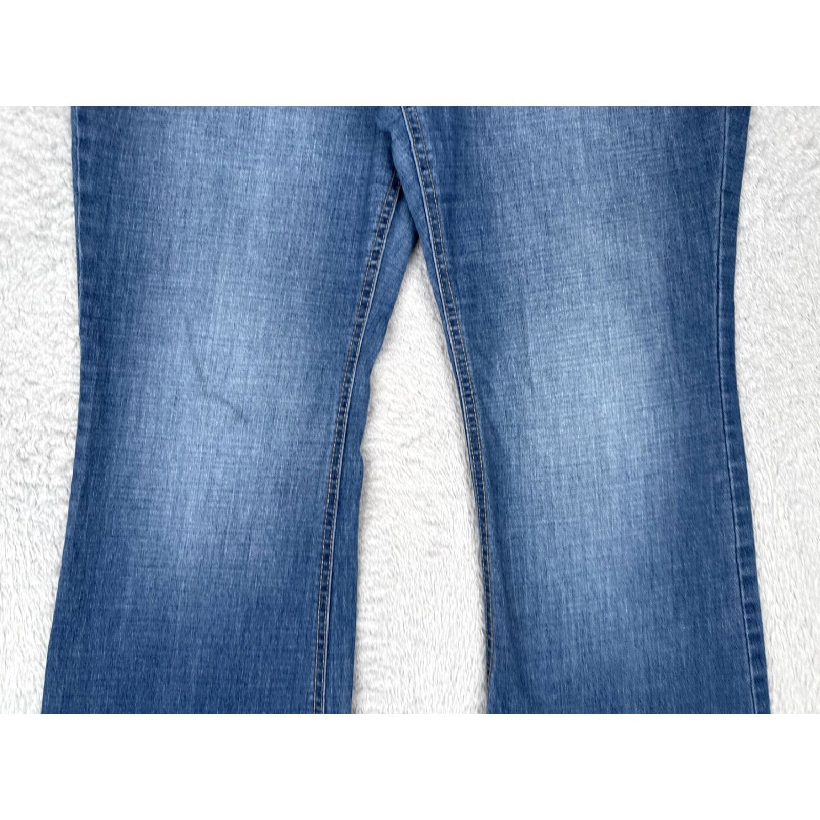 Gloria Vanderbilt Gloria Vanderbilt Jeans Womens 14 Short Bootcut Blue All Around Slimming Effect Size 36" / US 14 / IT 50 - 3 Thumbnail