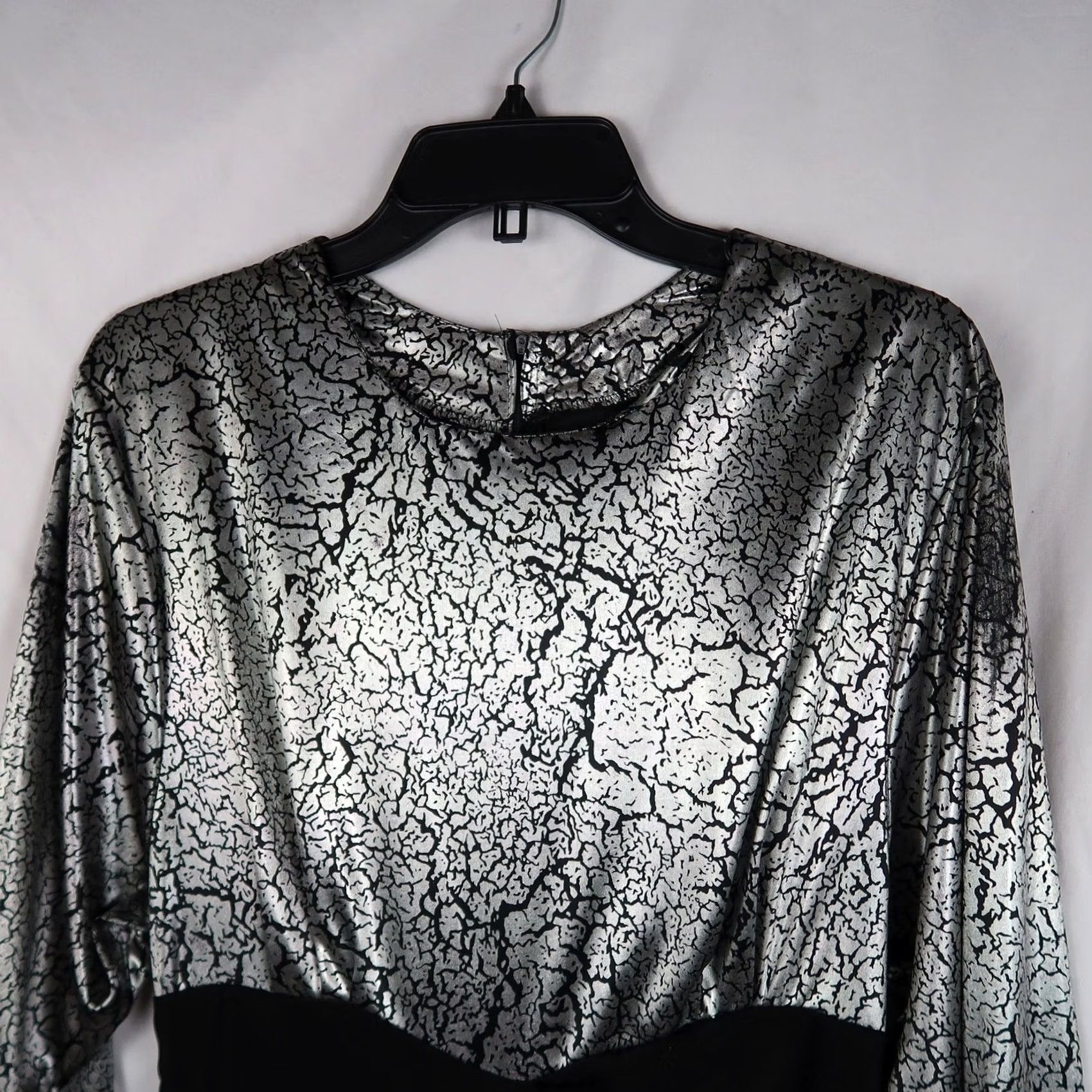 Vintage VINTAGE Calhoun Jumpsuit One-Piece Metallic Silver and Black 80s 90s Zip Ladies S Size 28" / US 6 / IT 42 - 2 Thumbnail