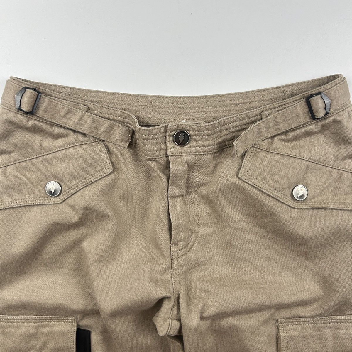 W&LT Walter Van Beirendonck Bondage Cargo Shorts Size US 26 / EU 42 - 8 Thumbnail