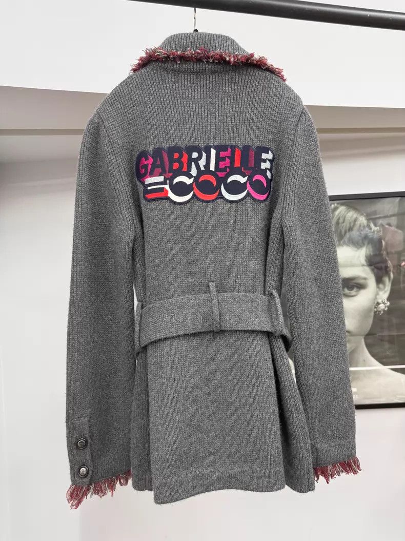 Chanel Chanel Gray coco letter printed tweed stitching ticed cash Size S / US 4 / IT 40 - 3 Thumbnail