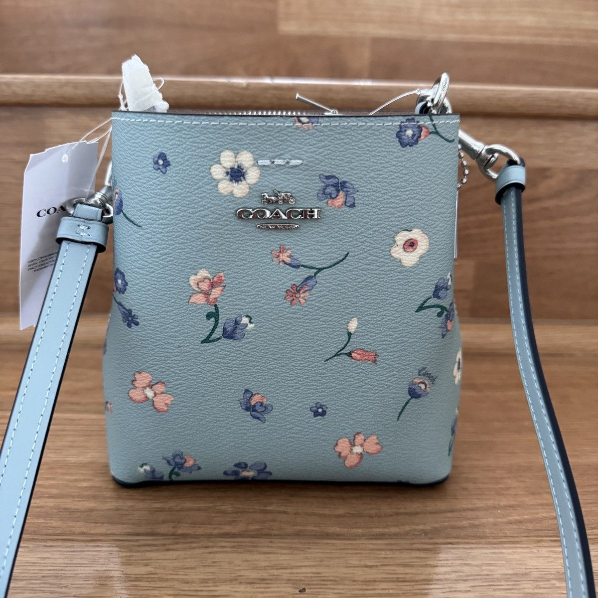 Coach Mini Town Bucket deals Bag With Mystical Floral Print