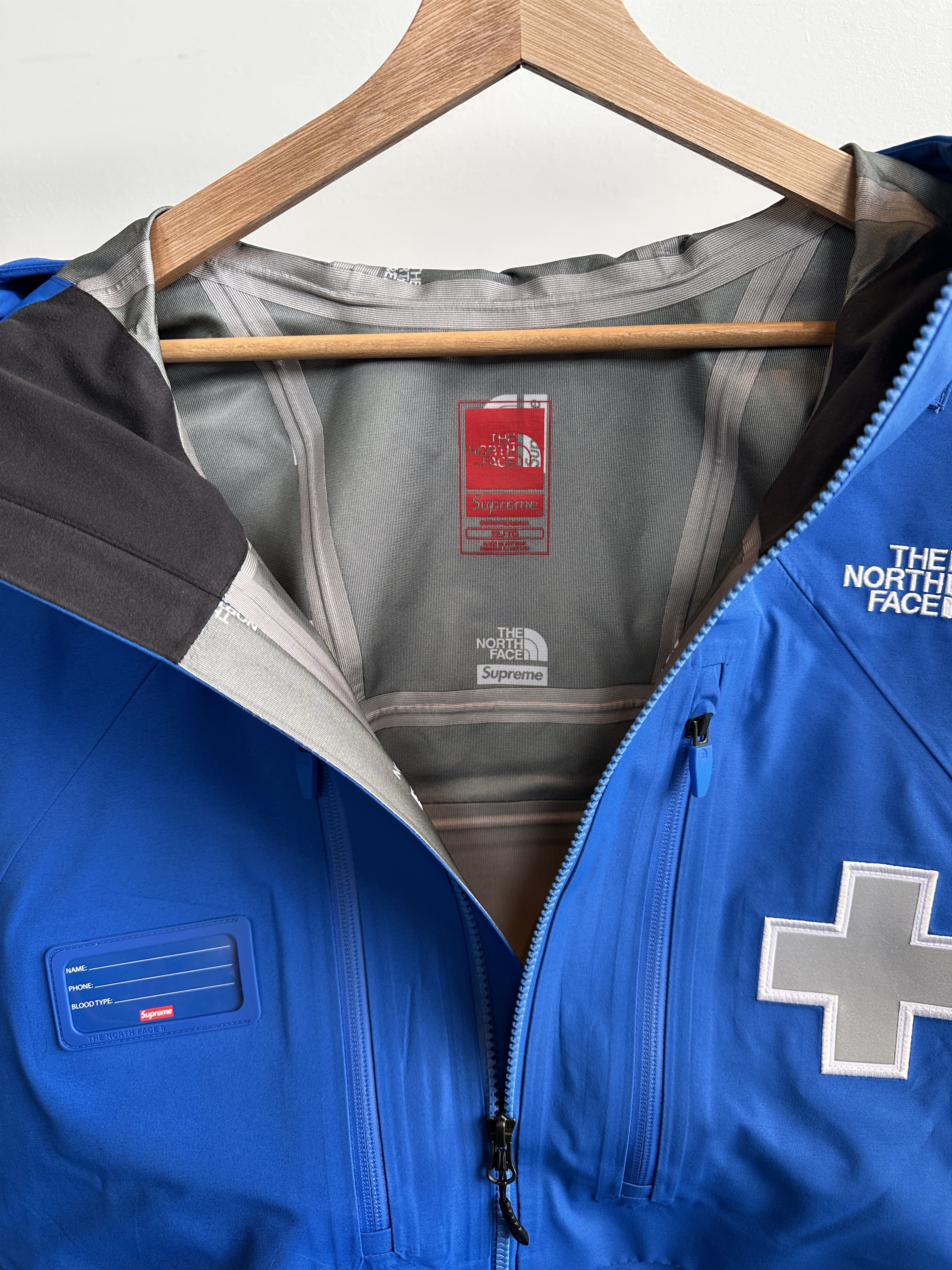 Supreme × The North Face SUPREME x THE NORTH FACE Summit Jacket XL Size US XL / EU 56 / 4 - 6 Thumbnail